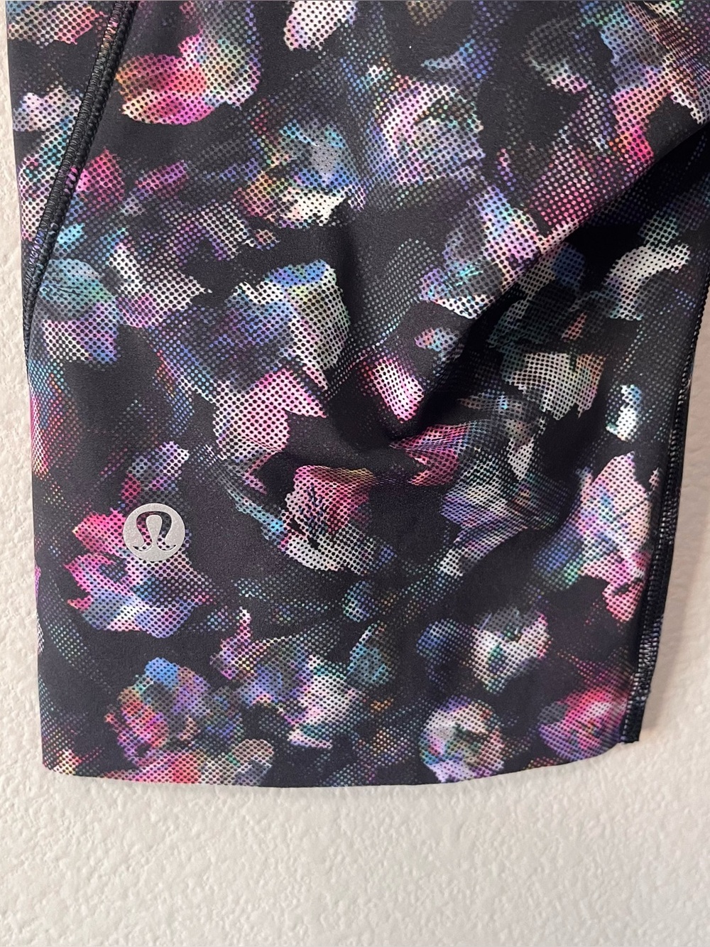 Lululemon Fast and Free Short 10" Non-Reflective Activate Floral Multi Size 6 - Picture 8 of 9